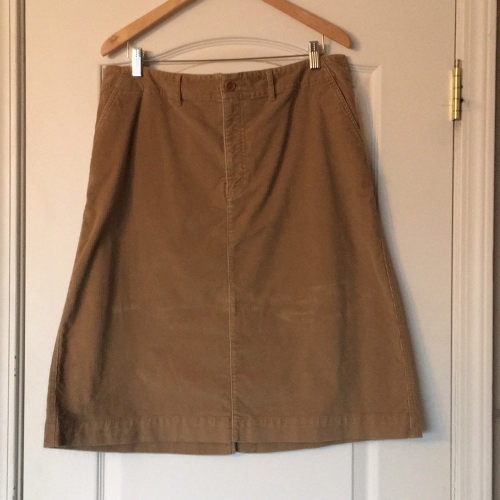 Corduroy skirt
